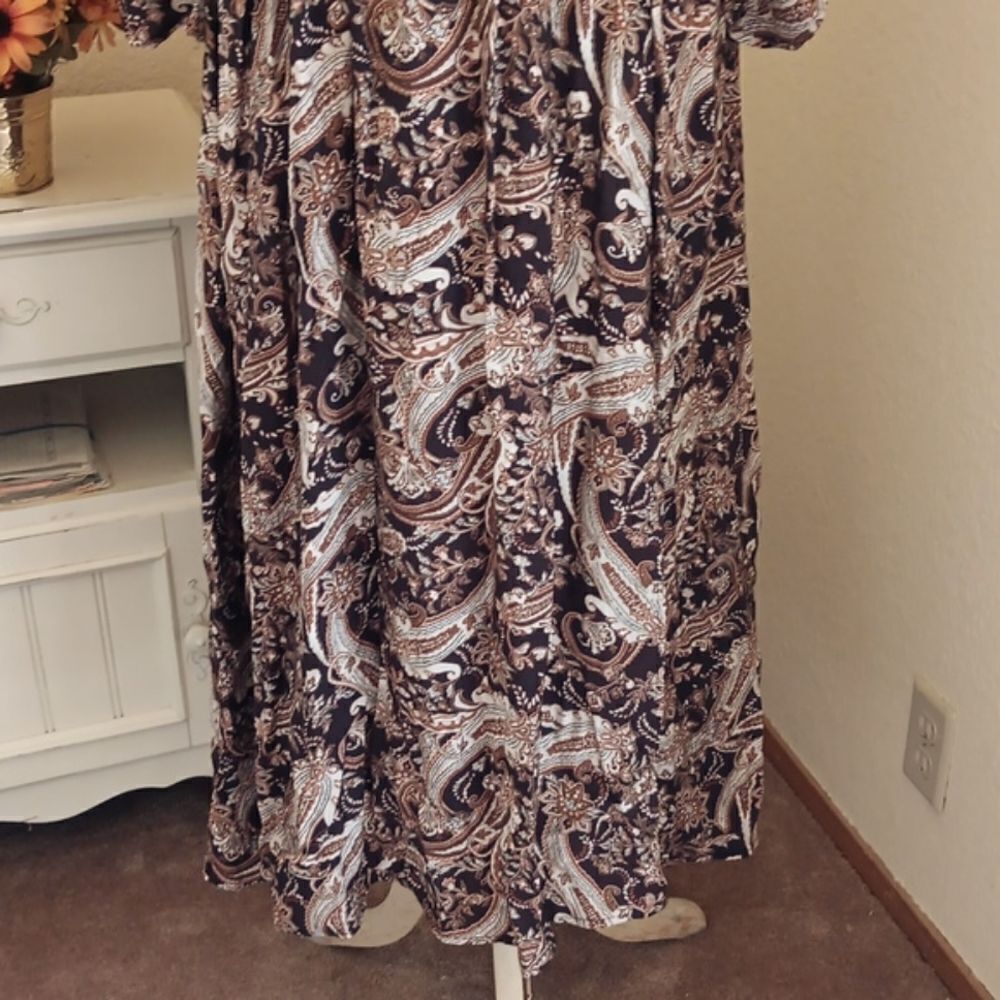 NWT by the River Granny Dress - Picture 4 of 16